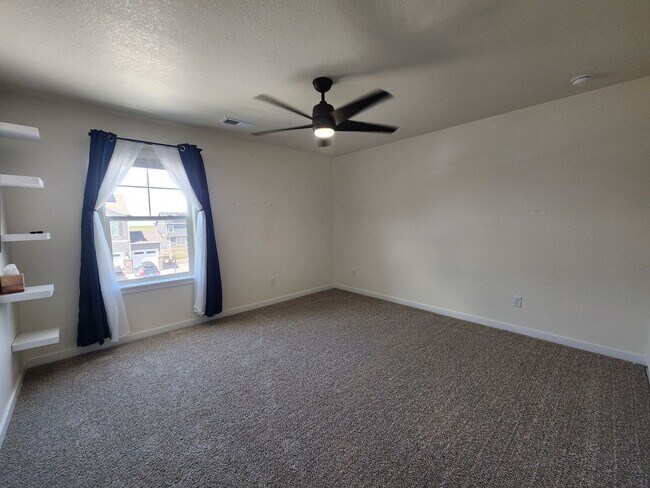 Building Photo - Stunning New Build In Wide Open Bennett!
