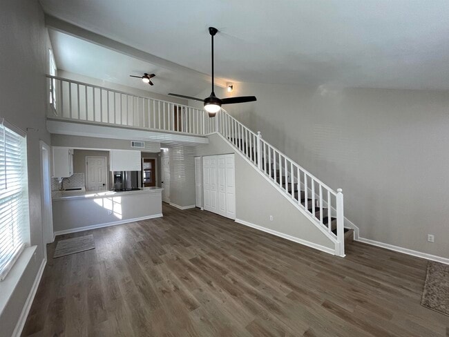 Building Photo - 3031 Royal Palm Way