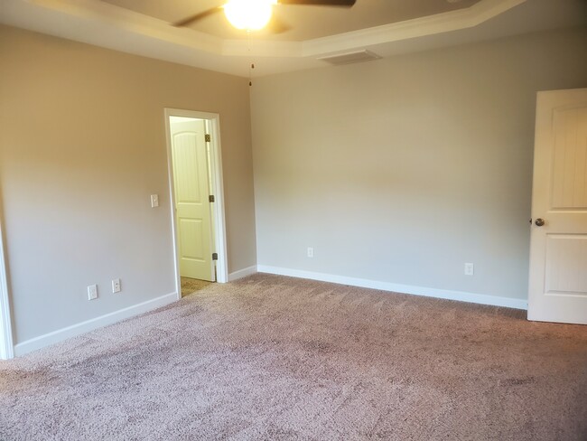 Building Photo - 148 Poplar Branch Way