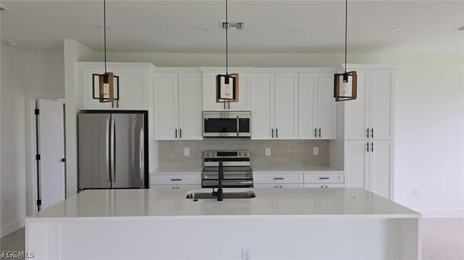 Building Photo - 208 Pembroke St