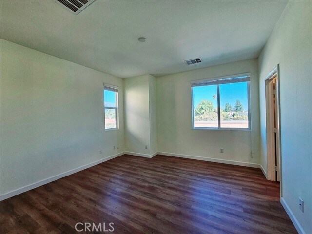 Building Photo - 2892 Cedar Ln