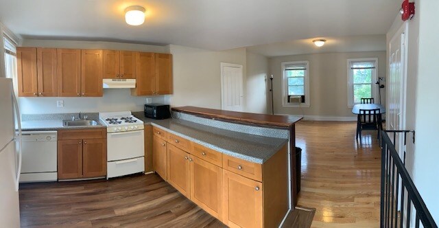 Building Photo - 3947 Baltimore Ave