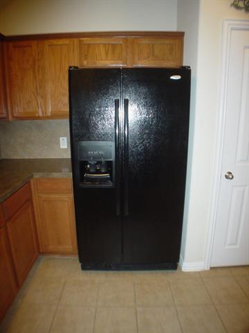 Building Photo - 209 Bird Creek Dr