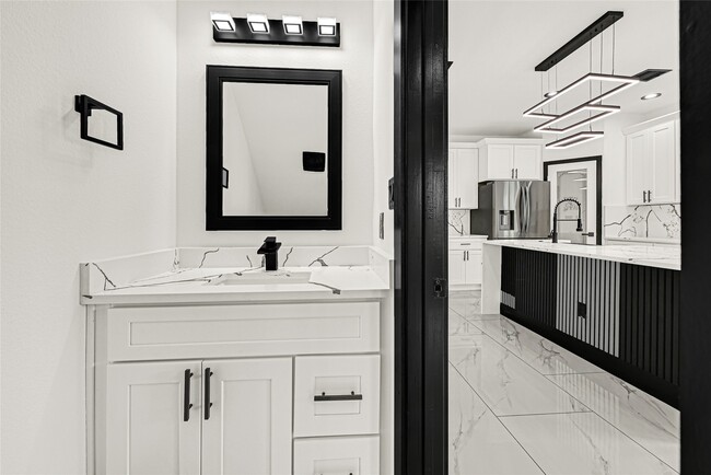 Building Photo - 13108 Donegal Way