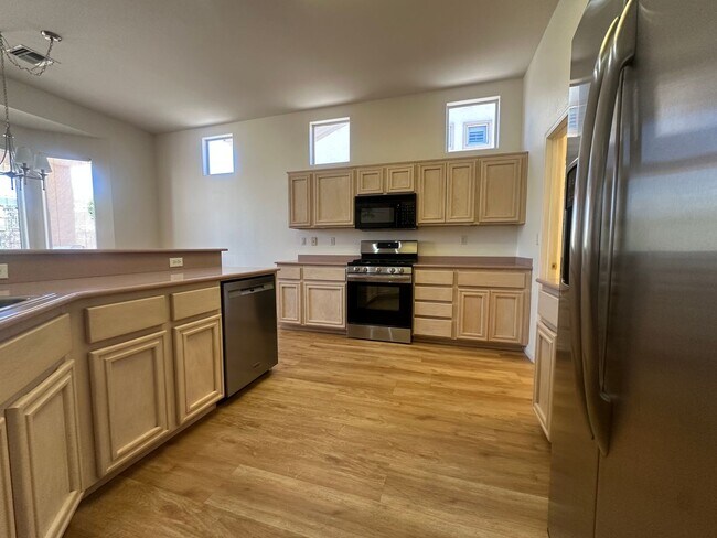 Building Photo - Sun City Summerlin 2 Bedroom
