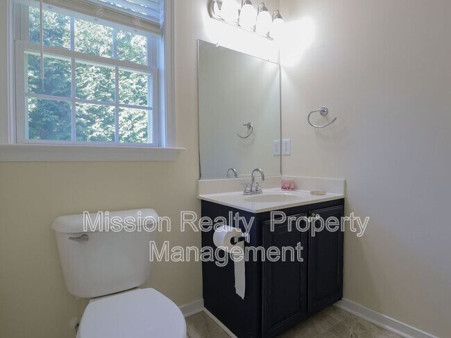 Building Photo - 9006 Birdsong Creek Ct