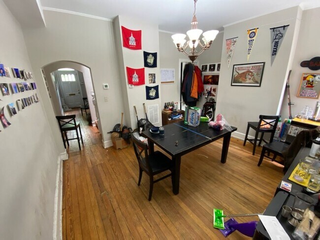 Building Photo - 3332 P St NW