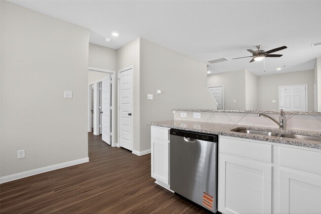 Building Photo - 13312 Burbot Dr