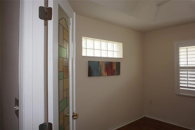 Building Photo - 11091 SW 73rd Ct