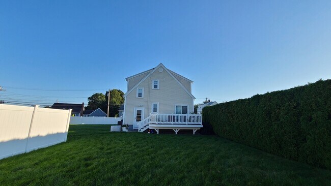 Building Photo - 131 Phenix Ave