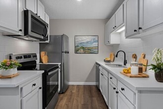 Interior Photo - Sloans Lake West