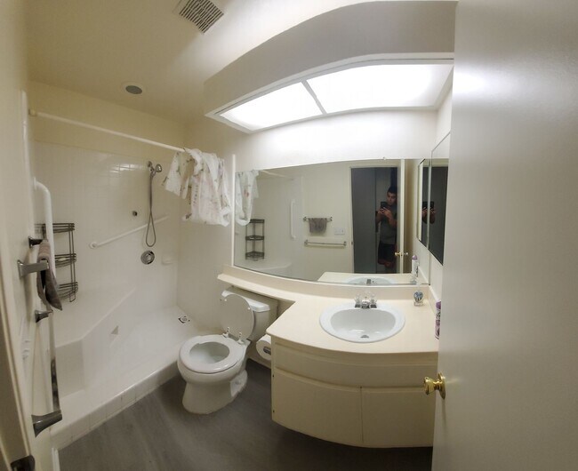 Building Photo - West Lancaster4 bedroom + bonus room