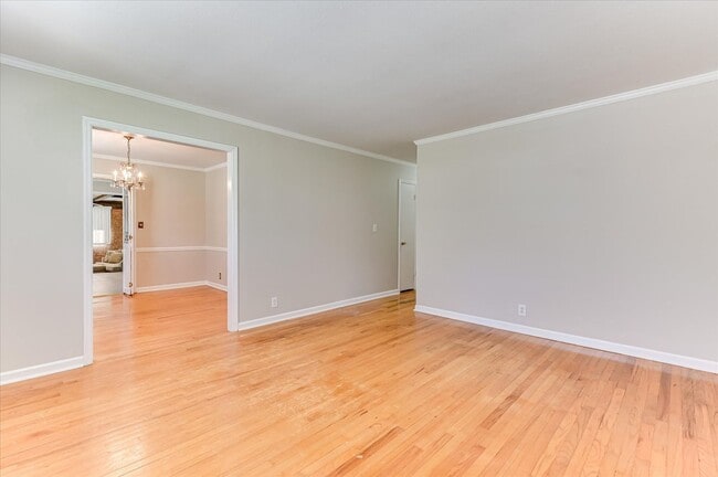 Building Photo - 2705 Bolling Rd