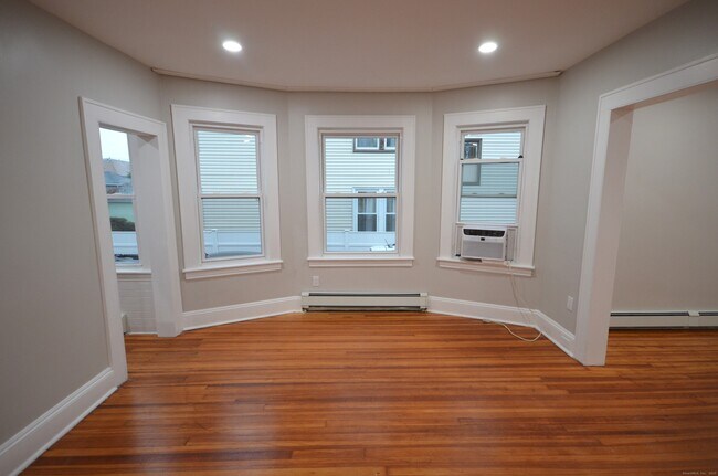 Building Photo - 68 Westfield Ave