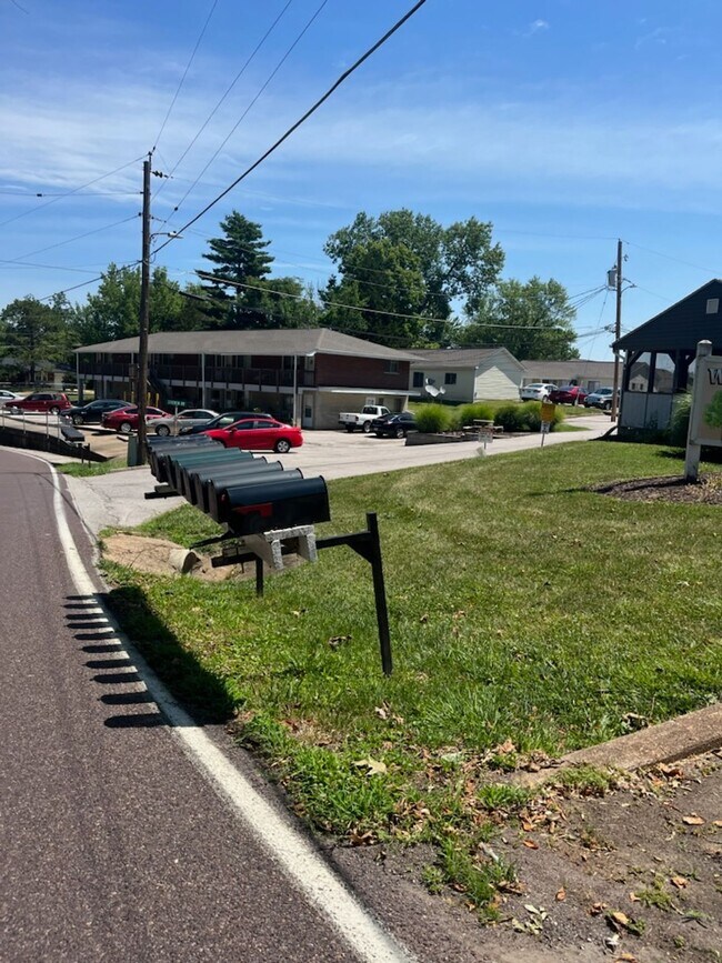 Primary Photo - 2373 Williams Creek Rd