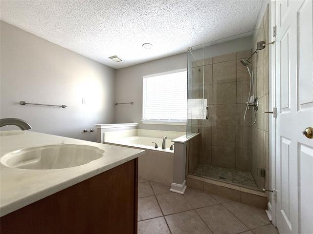 Building Photo - 8212 Tavaros Dr