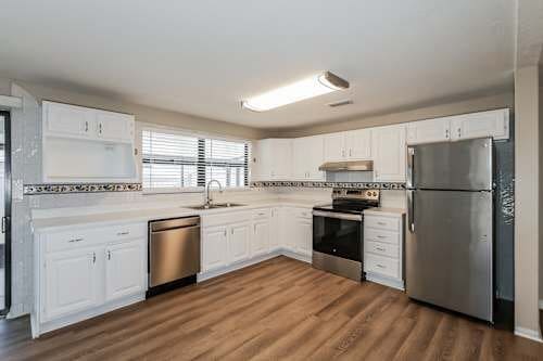 Building Photo - 6828 Eden Ln