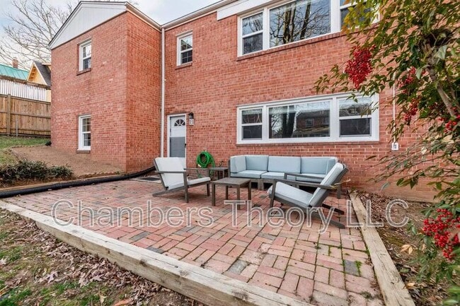 Building Photo - 4706 8th Rd S