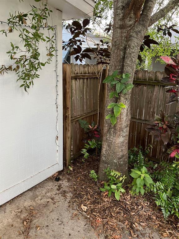 Building Photo - 715 51st Ave N