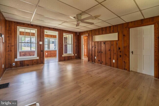 Building Photo - 425 Otsego St