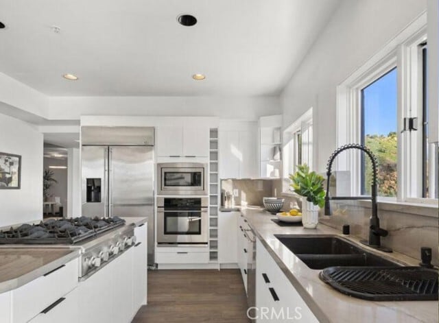 Building Photo - 6422 Weidlake Dr