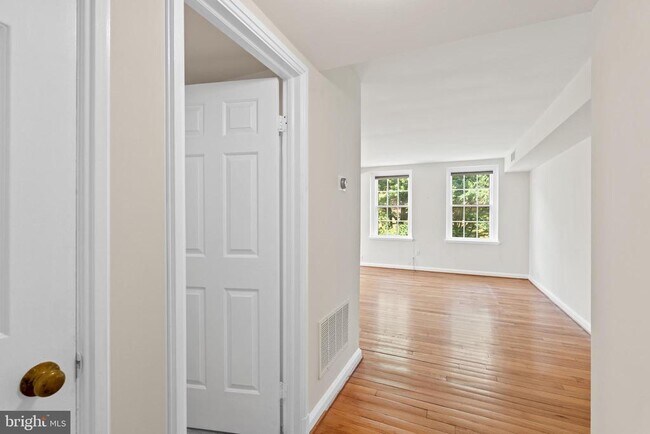 Building Photo - 3881 Newark St NW