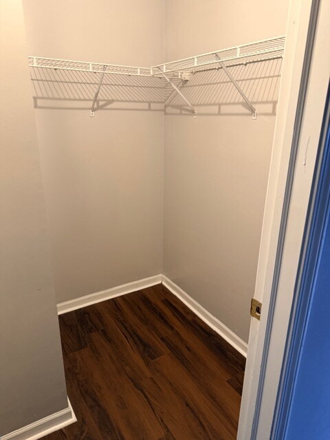 Building Photo - "Charming 4-Bed Oasis on Kidwell Court – Spacious Living with 2.5 Baths in Indianapolis!"