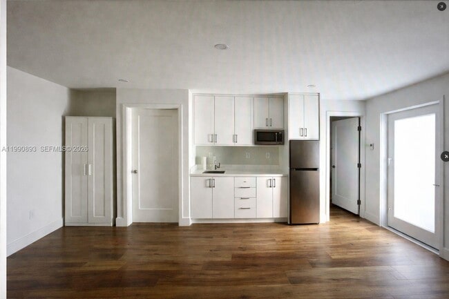 Building Photo - 14365 SW 164th Terrace