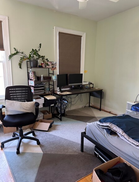 Building Photo - 605 Dorchester Ave