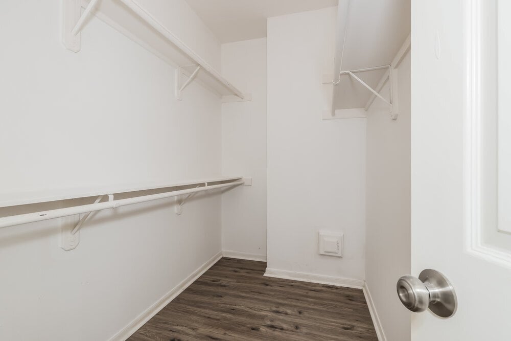 Building Photo - 4535 Echo Falls Dr