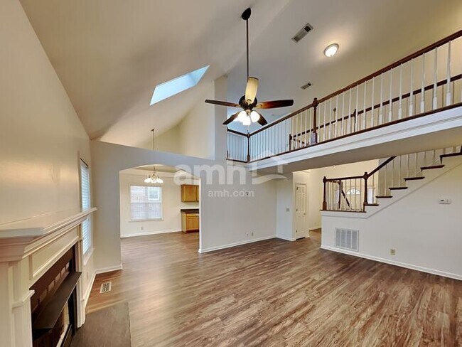 Building Photo - 6536 Arvington Way