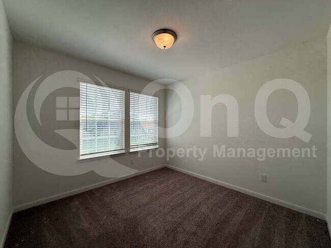 Building Photo - 3002 Trina St
