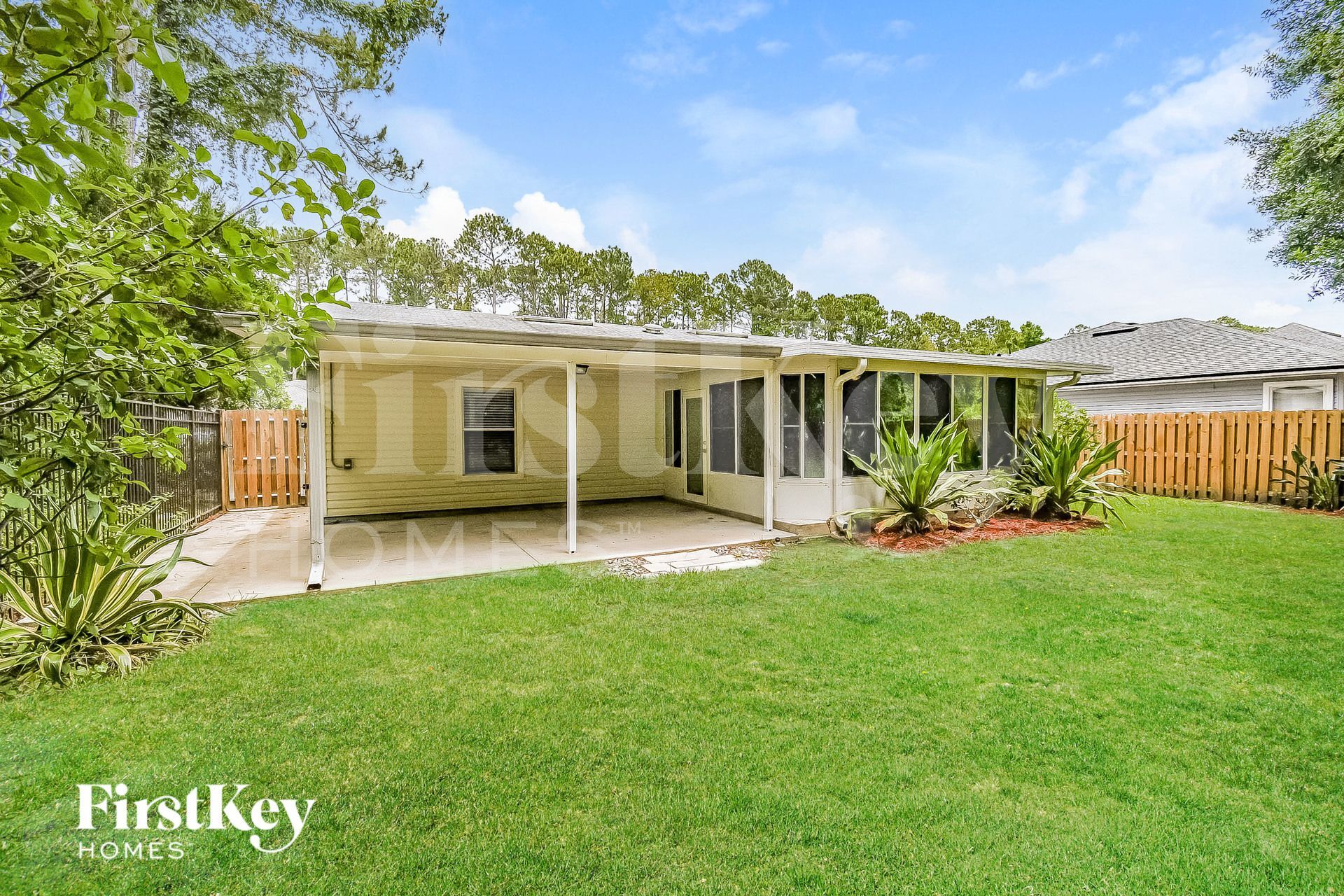Building Photo - 12450 Harbor Winds Dr N