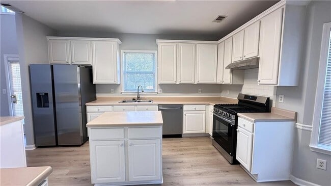 Building Photo - 515 Weathervane Ct