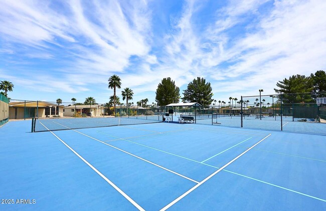 Building Photo - 6066 S Oakmont Dr