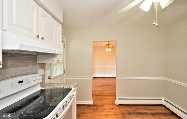 Building Photo - 436 Anthony Rd