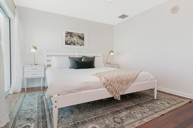 Building Photo - 7939 East Dr