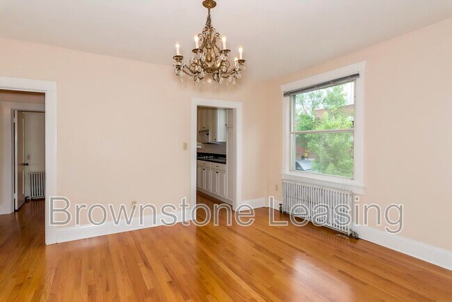 Building Photo - 869 N Ogden St