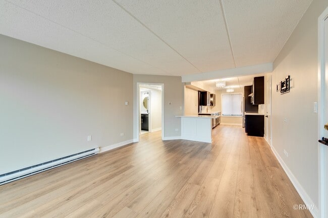 Building Photo - 724 Briar Hill Ln