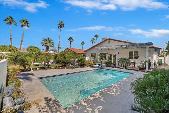 Building Photo - 52273 Avenida Madero