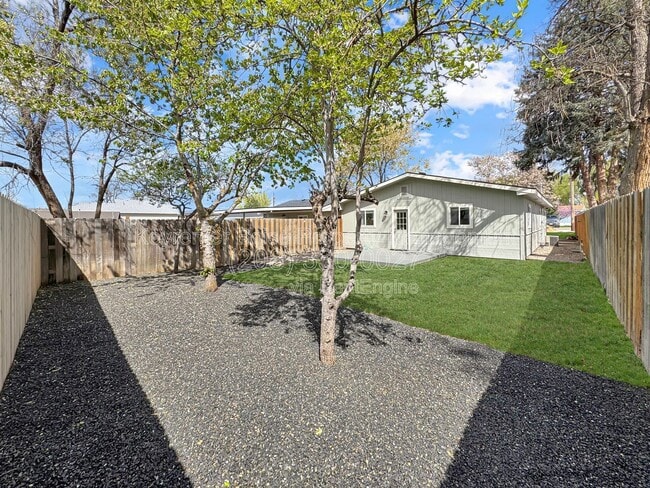 Building Photo - 10331 Utahna Rd