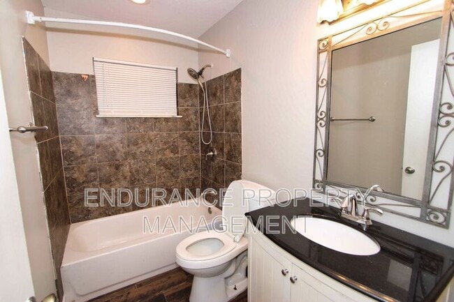 Building Photo - 3448 Ringwood St