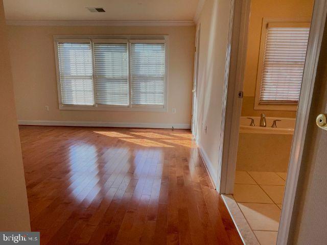 Building Photo - 12021 Montrose Park Pl