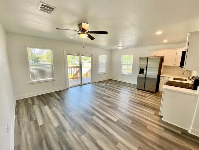 Building Photo - 4301 14th St