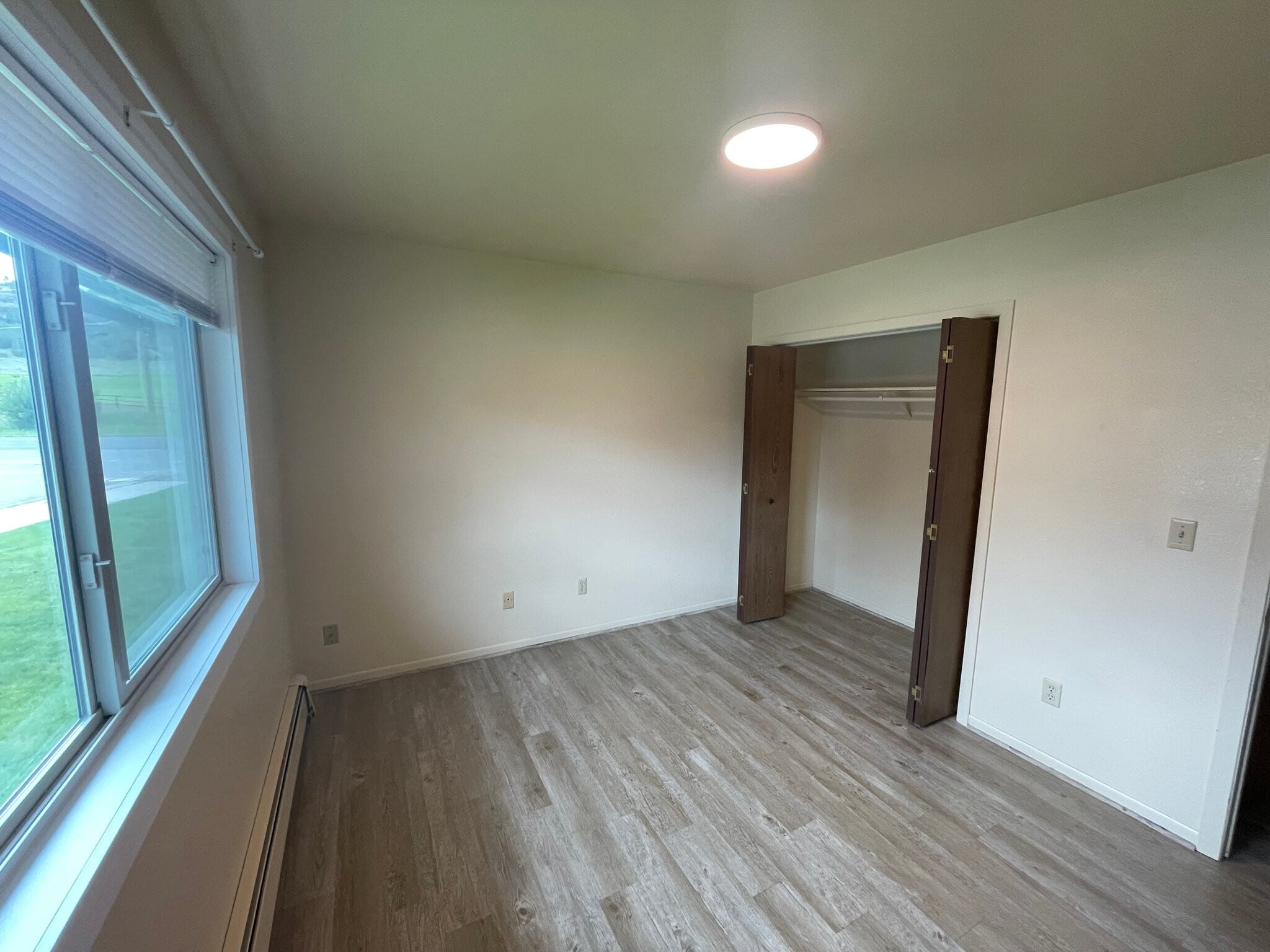 Building Photo - 310 Moccasin Trail