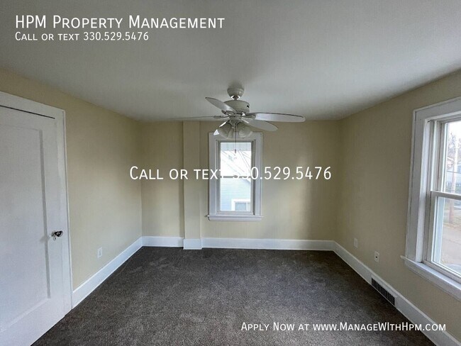 Building Photo - 1172 Tulip St