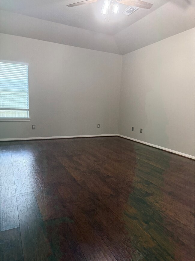 Building Photo - 18407 Maple Mill Dr
