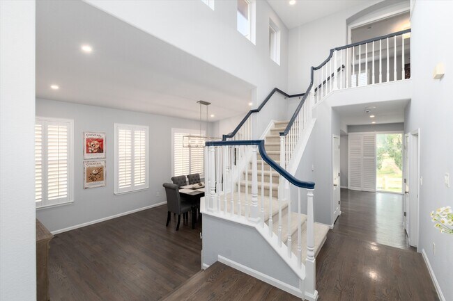 Building Photo - 10786 Southhaven Cir