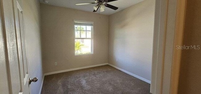 Building Photo - 7401 W Lenox Cir