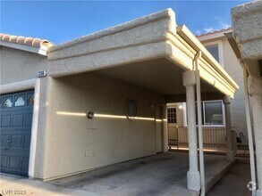 Building Photo - 2266 Camel Mesa Dr